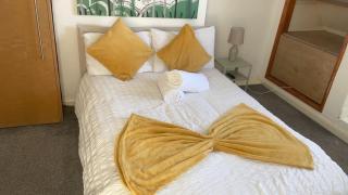 Great 5-Bedroom House in Thornton Road sleeps 14+ - Londra - 1
