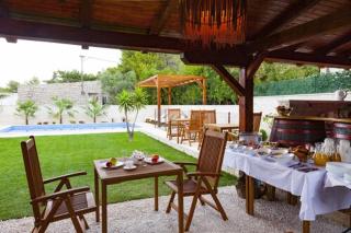 Serviced Family Suite by the sea, Mezaninе lеvеl - Bol - 2