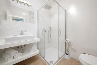 Serviced Family Suite by the sea, Mezaninе lеvеl - Bol - 3