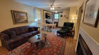 Arrowmont Stables & Cabins - Cullowhee - 0
