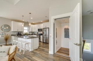 Modern Surf City Beach House with Hot Tub! - Surf City - 4