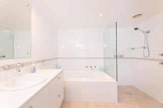Beachside 2 - Tuncurry - 1