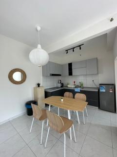 The Sun 1 or 3BR Bayan Lepas 4 to 10 pax WL - Bayan Lepas - 1