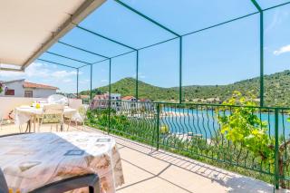 Apartment Garden by the sea - Rogoznica - 9