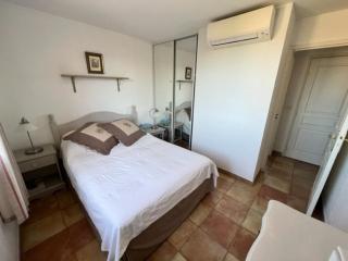 Maison climatisée 2 chambres, proche village, terrasse, jardinet, piscine, parking privé - FR-1-726-14 - La Croix-Valmer - 1