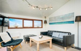 Three-Bedroom Holiday Home In Lokken - 5