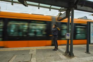 Athens Stylish next to Acropolis, Metro stop Fix - Atene - 8