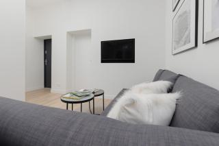 Spacious Apartment with Panoramic View of Warsaw by Noclegi Renters - Varsavia - 4