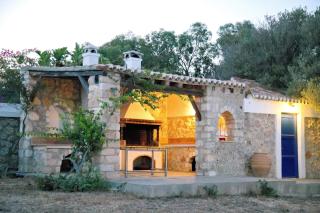 Aroura Homes 4BR Beachfront Villa - 4