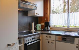 3 Bedroom Awesome Home In Extertal - 6