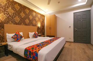 FabExpress La Serene Gagan Vihar - New Delhi - 0