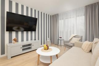 Wellness Resort Apartments Dziwnów Riverfront by Noclegi Renters - Dziwnów - 3
