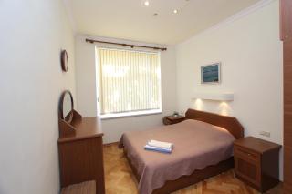 Large apartment by the Opera- luxury living room, 2 bedrooms, equipped kitchen and balcony - Yerevan - 9