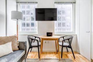 Midtown 1br w doorman gym wd nr Rock Center NYC-1129 - 7