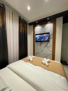 Sueño Apartments & Suites - Tirana - 7