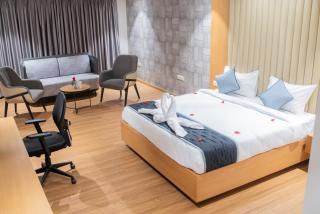 Hotel Tulips Grand - 6