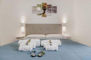 Frezza's Holidays - 6