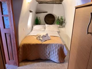 Jacob's Traditional House in Isternia Village - Istérnia - 7