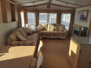 6 BERTH DELUXE CARAVAN PG73 GOLDEN PALM - Chapel Saint Leonards - 5