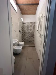 Locanda dei Sette Limoni - camere e residence - Vada - 1