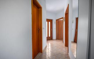 Wonderful apartments with heated pool, sauna, jacuzzi and sea view - Drenje - 2