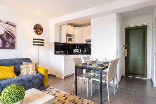 Apt With Balcony With Beach Vue - Villeneuve-Loubet - 8
