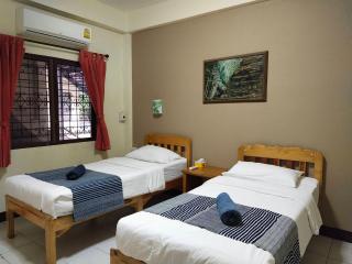 The Shire Guesthouse - 3