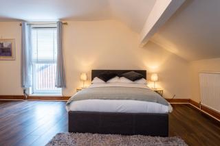 10 Guests - Free Parking - City Centre - 9