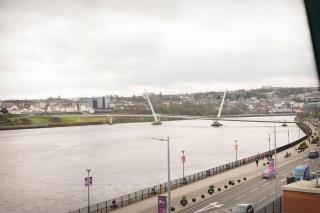 City Centre Riverview Apartment - Derry - 4