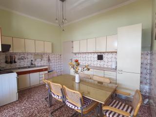 Beautiful apartment with 3 bedrooms - Archangelos - 7