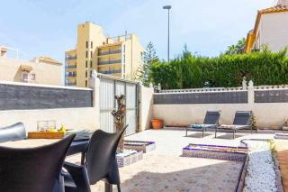 Groundfloor Pink Torrevista - Winter by the Sea - 6