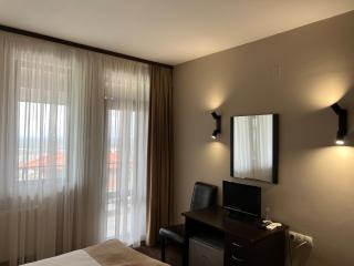 Chiflika Family Hotel - 1