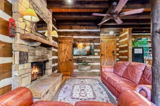 Little Bear - Gatlinburg - 3