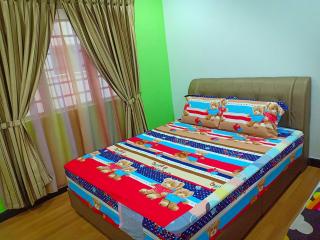 Sekinchan Guest Room 2R1B 4Pax with View - Sekincan - 1