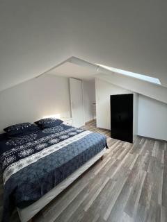 Duplex refait neuf 80m2 centre ville - 6 couchages - Belley - 4