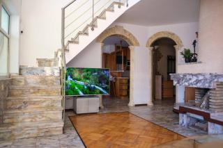 Great and large two bedroom Maisonette with lovely view & FREE parking Center - Plovdiv - 2