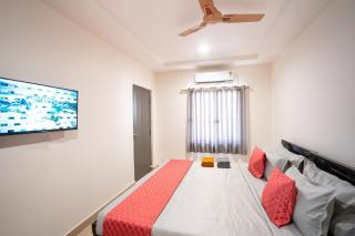 Yellow Bells Signature HITEC City - Hyderabad - 8