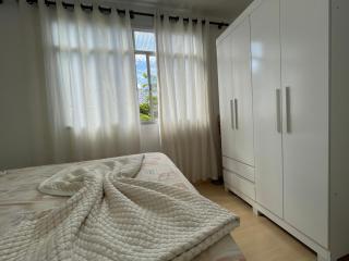 Apartamento Acolhedor e Bem Localizado - 1