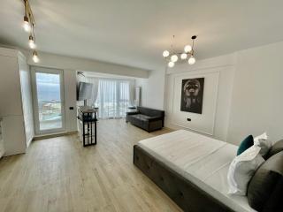 NOVSEE Infinity Pool & SPA - 1