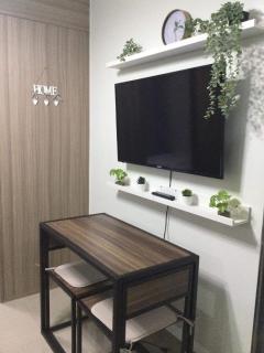Shore 2 Condo unit near MOA - Manila - 4