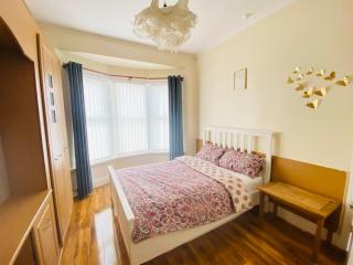 Entire 4 bedroom House - EV POINT & FREE PARKING - Liverpool - 3