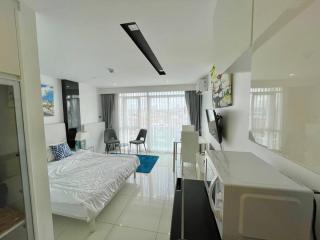 CHEZ Studio in CCR Condominium - 6