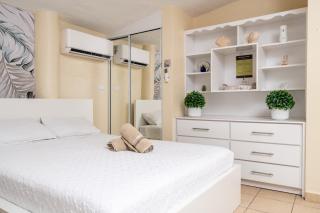 Casamares Private Room Solario with Pool and Barbecue 5 min to Boqueron and Beaches - Cabo Rojo - 1