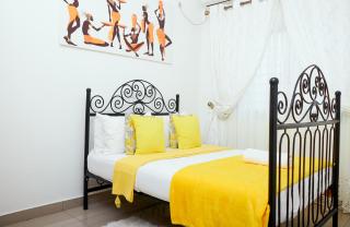 L'IMMEUBLE QUEEN M.N.M - Douala - 7