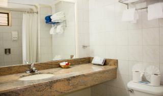 Bay Gardens Hotel - 2