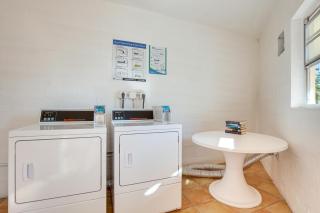 Fort Lauderdale Vacation Rental Walk to Beach! - Fort Lauderdale - 0