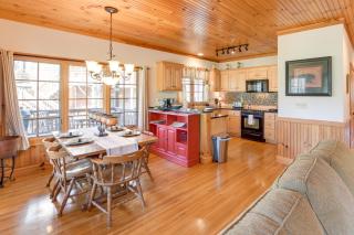 Inviting Cashiers Condo Deck and Golf Course Views! - Cashiers - 1