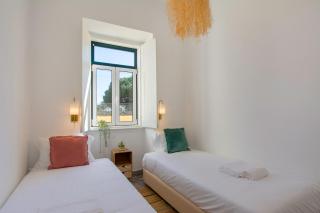 Cozy Apartment with Patio near Carcavelos Beach - Carcavelos - 8