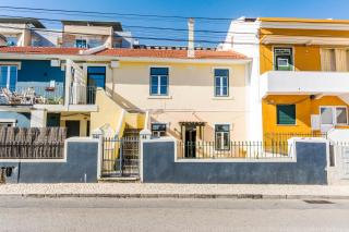 Cozy Apartment with Patio near Carcavelos Beach - Carcavelos - 6