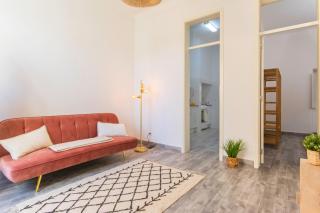Cozy Apartment with Patio near Carcavelos Beach - Carcavelos - 4